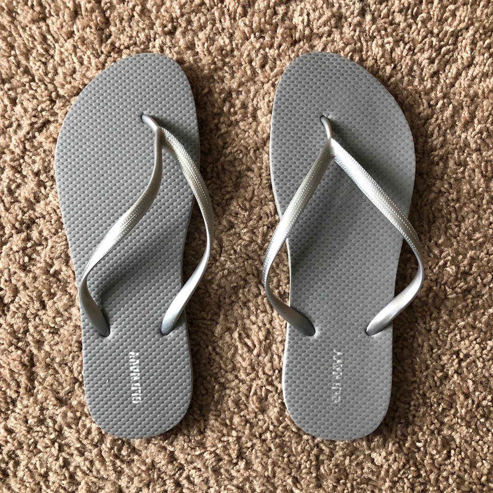 Flip flops